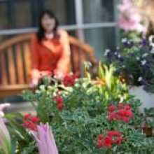 I like casual chitchat both in Japanse and English.