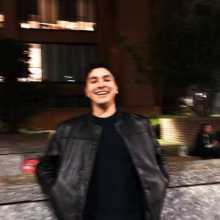 Fluent on Spanish and English, looking to make friends and practice Italian or Germani