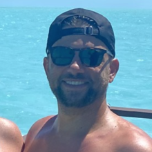 Hola, mi llamo es Josh