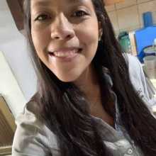 Hi I'm Adriana Lugo and I want to improve my English. I'm a friendly person and I can help you to learn Spanish. 