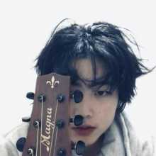 Guitar 