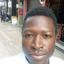 Mano, native speaker of French English and Spanish and learning German Chinese and Portuguese