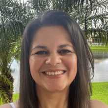 I've been living in the United States for a year, and I'm learning English to improve my daily conversations. I really enjoy talking about daily life, travel, cultural differences, movies, technology and careers. I'm always open to sharing and teaching Portuguese as well.