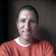 Martin here, spanish speaker, speak English and learning french