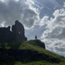 Hi, I am super excited to practice my languages and make friends! Feel free to say hello!