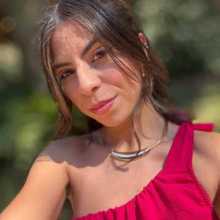 Hey there! I'm Bianca and I'm looking forward to meeting new people and making some friends