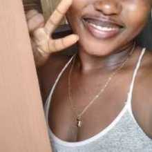 Hi 👋 I'm shanelly I'm from suriname 