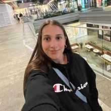 Hi, my name is Lucia Gulino, I'm 22 years old, I'm from Argentina. I have long, brown hair. I like reading and watching tv shows. 