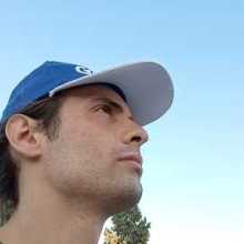 I'm willing to help you with Italian in any way I know. Let's be friendly!