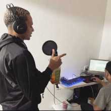 Hello, my name is $AMPAIO