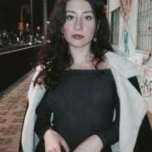 Hi!! My name is Pilar but people call me Pili