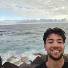 Hi, Duolingo doesn’t help enough, so I’m here to practice Spanish with real people.