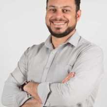 I am environmental engineer and I like do barbecue in the weekends, drink a beer and speak about astronomy, aliens and conspiration teories. I am looking friends to improve my english.