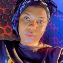 I'm here to improve my language and meet new people around the world 