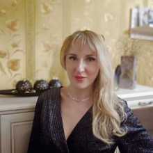 Hola! Hi! I can speak English, Spanish, Russian and Belarusian. Hablo Español, Inglés, Ruso y Bieloruso. Tengo ganas de mejorar mi Español muchísimo. Les ofrezco intercambio de idiomas. I suggest you language exchange. If you're wired to have a serious attitude to our tandem, let's cooperate!