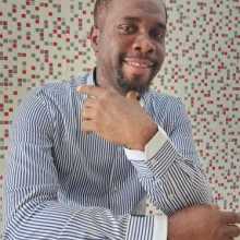 I speak English and want to improve German  