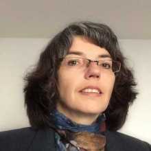 My name is Tulliola and I am looking for someone to practice my language