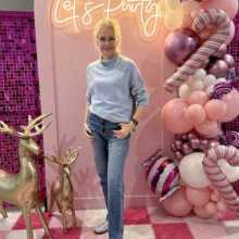 Learning Spanish in college and need practice. My level is B1, intermediate. 