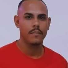 Hello my name is Renan I an 34 years old and I really want to learn to speak English =)