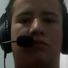 homem matheus 18 anos