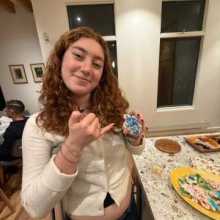 college student looking to keep up my language skills!