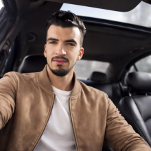 I am open-minded and enjoy talking about culture, business, travel, and daily life. Let’s help each other improve!