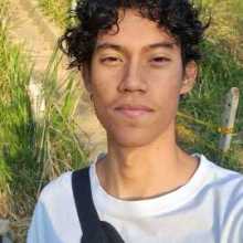 Soy un joven de 22 años que quiere aprender idiomas y abrirse a nuevas culturas