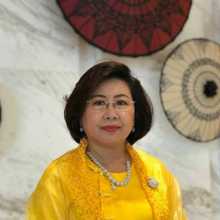 Unconditional type of woman