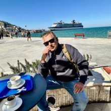 I am here to interact with all indiviuals, to all like-minded people, so I can improve my writing skills, I am lacking on fluency and speed, and this will not allow dementia to over ride my brain so! I need Active penpallers who willing to commit themselve regulary, no excuses no time waisters and no beginners please This will beneft intermediate and Advance students to learn for FREE, this idiom is propriate 'Hitting two birds with one stone metaphorically of course:) Lets dig in :perspective