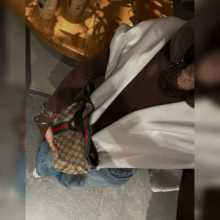 I would like to practice the language and progress more quickly, and I would also like to meet nice friends... 