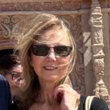  I'm a 73 years old women interested to share my Spanish knowledge in exchange to learn how to communicate fluently in  the English language learnings.  