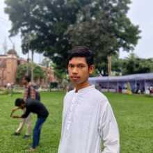 Bangladeshi student 