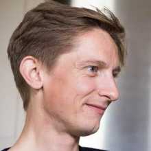 Tom's face