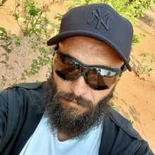 Man, latino, 37, to practice english language and spanish